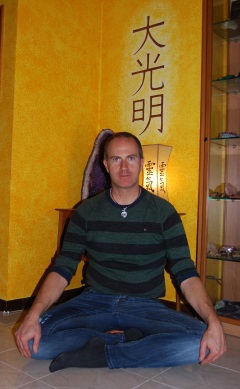 Dario Canil, Reiki Master, autore del libro L'Anima del Reiki. In Veneto, seminari Reiki tra Padova, Vicenza, Treviso, Venezia, Verona, Bassano del Grappa, Rovigo e Belluno
