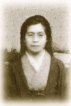 Chie Hayashi, moglie e legittima erede e continuatrice del lignaggio Reiki di Chujiro Hayashi