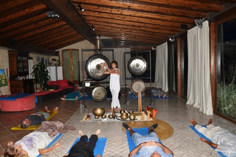 In Puglia, nel Salento, Mina Calogiuri, Reiki Master Usui e Karuna a lizzanello, in provincia di lecce.