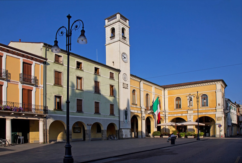 Badia Polesine, centro storico e monumenti della provincia di Rovigo.