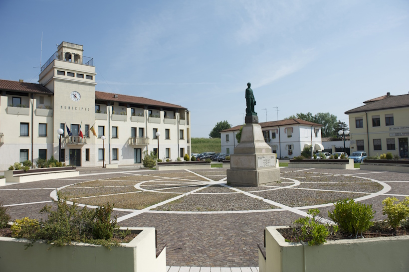 Municipio di Porto Tolle nel Delta del Po.