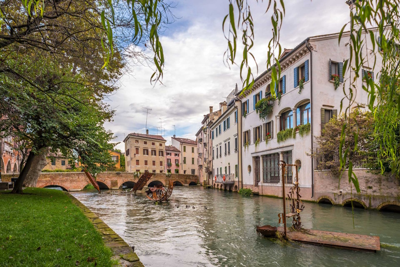 Dario Canil presenta corsi e seminari Reiki vicino a Treviso, in Veneto.