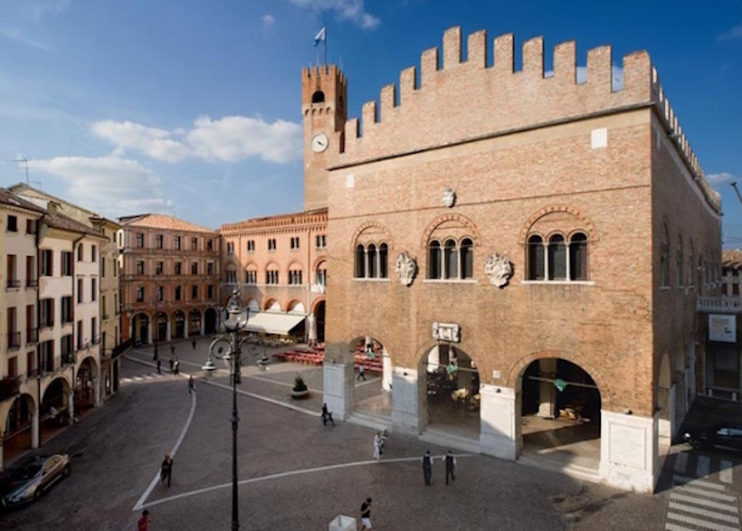Dario Canil presenta corsi e seminari Reiki vicino a Treviso, in Veneto, a Dolo (Venezia).