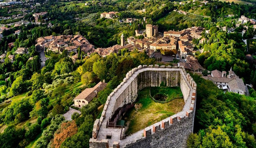 Asolo, uno dei borghi più belli d'Italia. Reiki, meditazione e crescita personale vicino Treviso.