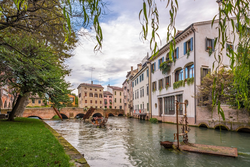 Dario Canil presenta corsi e seminari Reiki vicino a Treviso, in Veneto, a Dolo (Venezia).