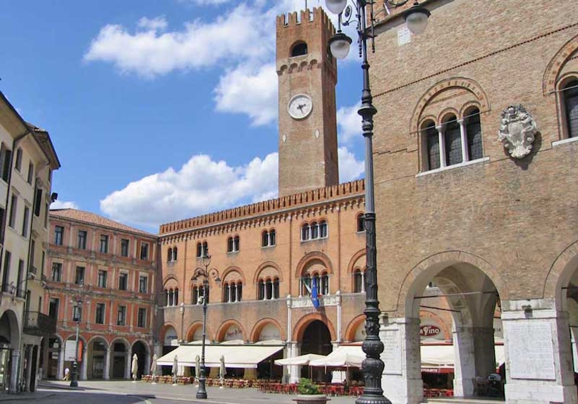 Dario Canil presenta corsi e seminari Reiki vicino a Treviso, in Veneto, a Dolo (Venezia).