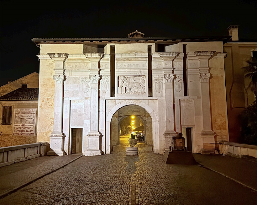 Porta Santi Quaranta e le mura veneziane di Treviso. Reiki, meditazione e crescita personale vicino Treviso.