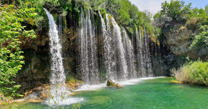 Luoghi memoriabili di Verona: Parco delle Cascate di Molina. Dario Canil presenta corsi e seminari Reiki vicino ad Parco delle Cascate di Molina, a Dolo (Venezia).