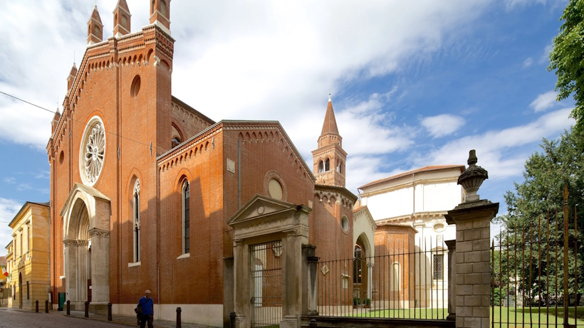 Luoghi memoriabili di Vicenza: Chiesa di Santa Corona. Dario Canil presenta corsi e seminari Reiki vicino ad Chiesa di Santa Corona, a Dolo (Venezia).