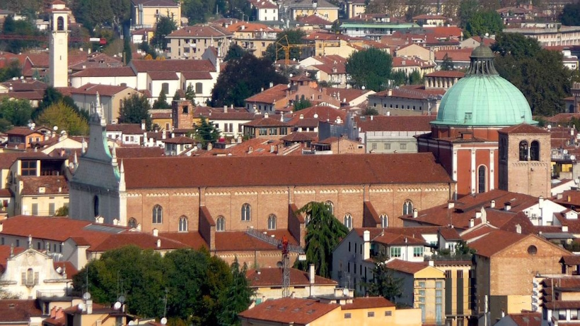 Il Duomo di Vicenza dedicato a Santa Maria Annunciata. Seminari e corsi Reiki vicino Vicenza.