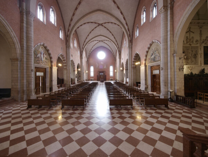 Interno del Duomo di Vicenza e patrimonio artistico della cattedrale.