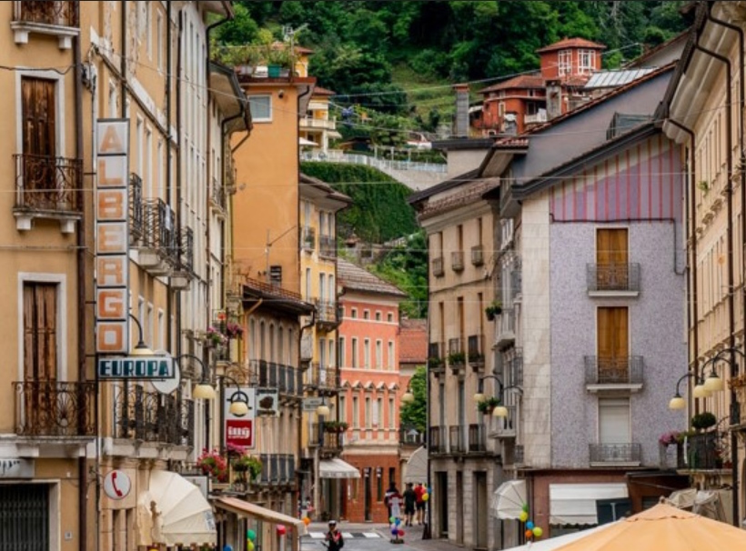 Recoaro Terme ai piedi delle Piccole Dolomiti in provincia di Vicenza.