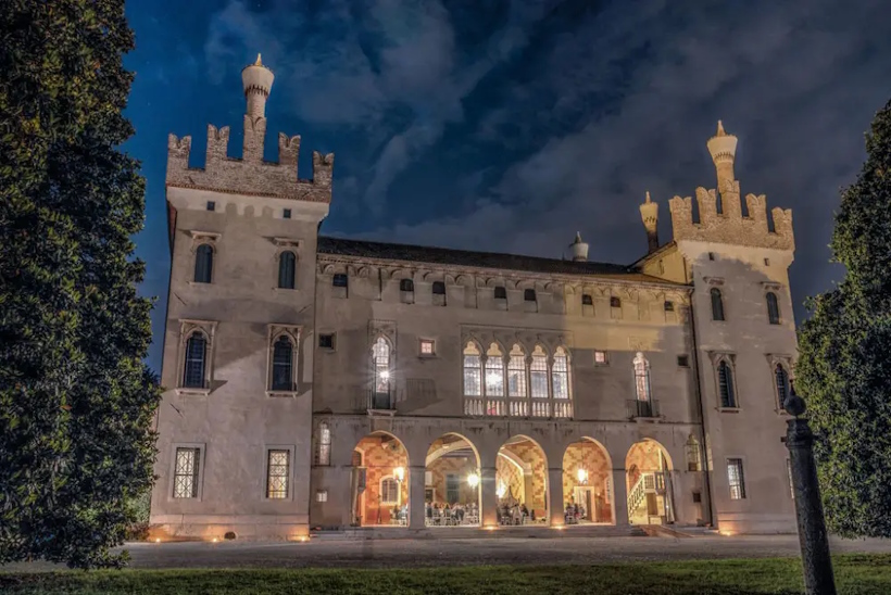 Luoghi memoriabili di Vicenza: Thiene, il Castello. Dario Canil presenta corsi e seminari Reiki vicino ad Thiene, il Castello, a Dolo (Venezia).