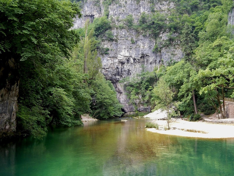 Le Grotte di Oliero nella Valle del Brenta in provincia di Vicenza.