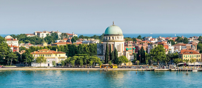 Lido di Venezia. Seminari e corsi Reiki a Dolo (Venezia) condotti da Dario Canil dal 1997.