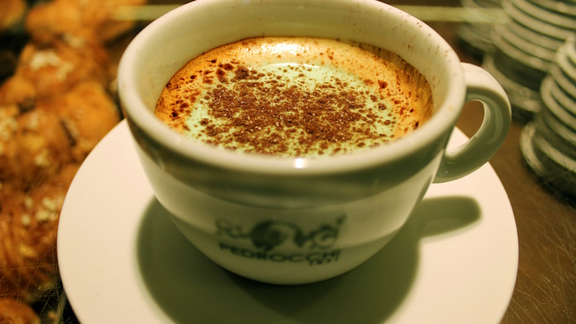 Il Caffè Pedrocchi di Padova. Reiki, meditazione e percorsi di crescita personale vicino Padova, nel Centro di Luce Mana a Dolo.