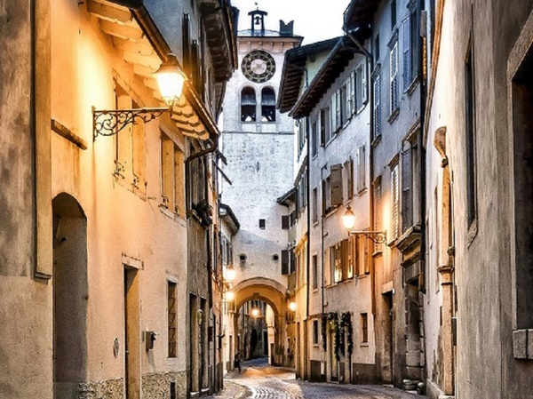 Luoghi memorabili e interessanti di Rovereto, meravigliosa città d'acqua e silenzio, a 2 ore da Dolo, sede dei seminari/corsi Reiki del Reiki Master Dario Canil.