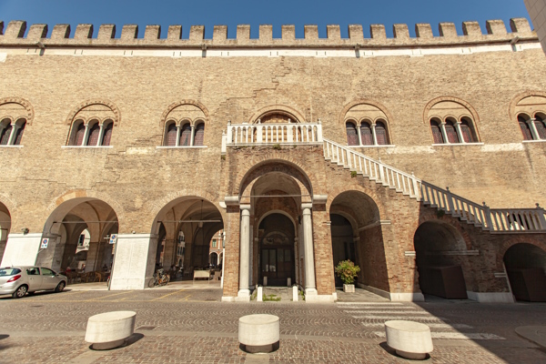 Dario Canil presenta i corsi e i seminari Reiki vicino a Treviso, in Veneto.