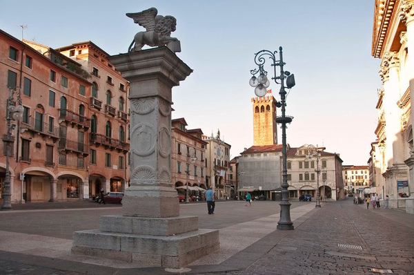 Dario Canil presenta i corsi e i seminari Reiki vicino a Bassano del Grappa, in Veneto.