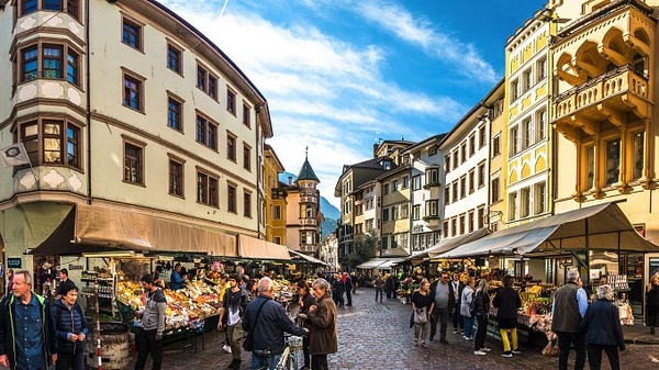 Dario Canil e il Centro Olistico Tolteca presentano corsi e seminari Reiki a Dolo, a due ore e mezza da Bolzano, in Veneto.