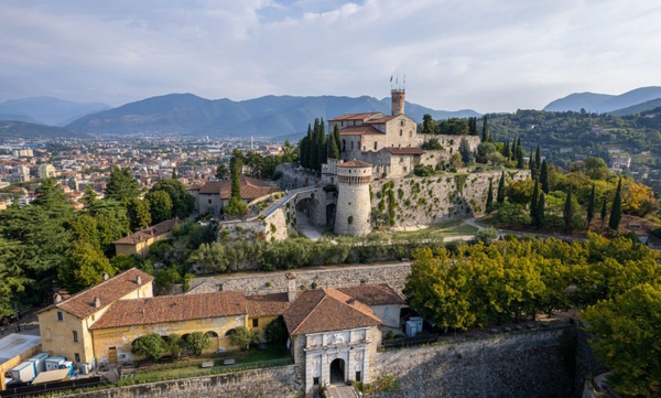 Dario Canil presenta corsi e seminari Reiki vicino a Brescia, in Veneto.