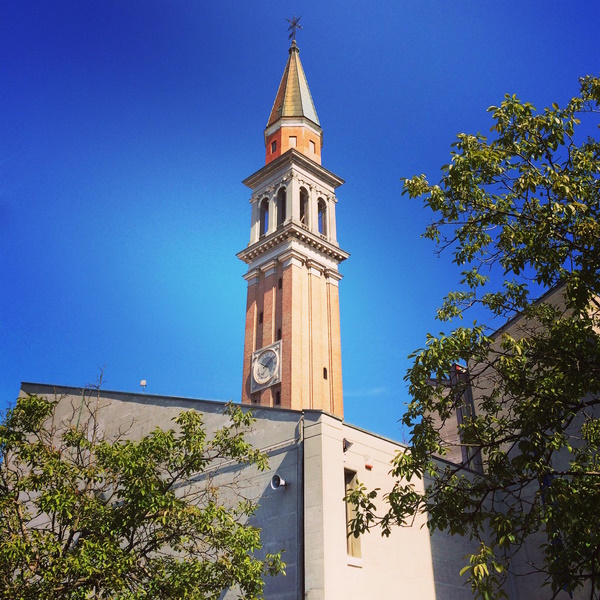 Dario Canil presenta corsi e seminari Reiki vicino a Camponogara, in Veneto, a Dolo (Venezia).