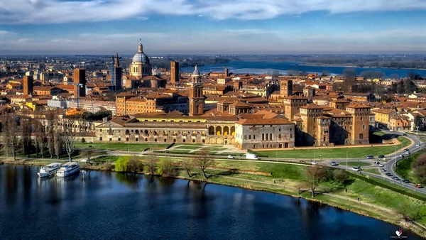 Dario Canil presenta corsi e seminari Reiki vicino a Mantova, in Veneto.
