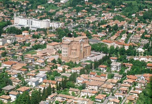 Dario Canil presenta corsi e seminari Reiki vicino a Montebelluna, in Veneto.