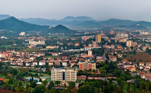 Dario Canil e il Centro Olistico Tolteca presentano corsi e seminari Reiki a Dolo, a 35 minuti da Montegrotto Terme, in Veneto.