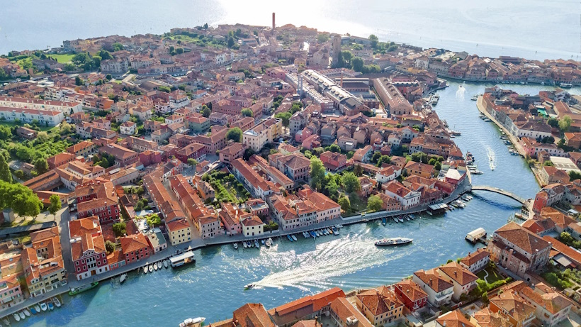 Venezia, l'Isola di Murano. Dario Canil presenta corsi e seminari Reiki vicino al Isola di Murano, in Veneto, a Dolo (Venezia).