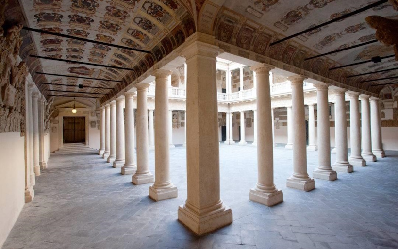 Palazzo Bo a Padova. Reiki, meditazione e crescita personale vicino Padova.