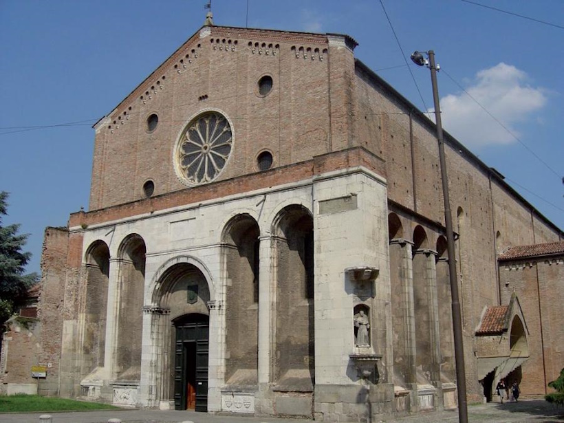 Chiesa degli Eremitani Padova. Dario Canil presenta corsi e seminari Reiki vicino a Padova, in Veneto, a Dolo (Venezia).