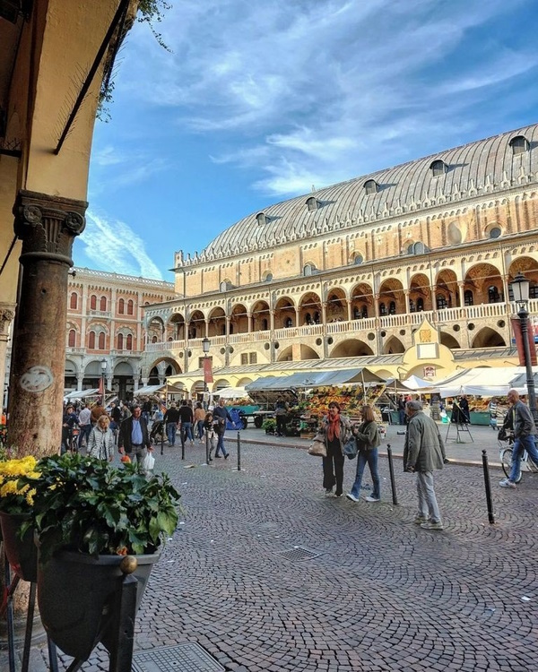 Dario Canil presenta i corsi e i seminari Reiki vicino a Padova, in Veneto.