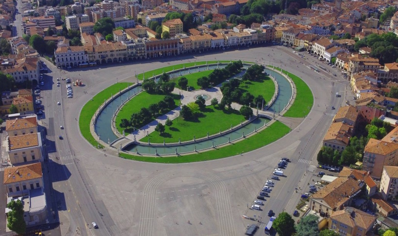 Dario Canil presenta corsi e seminari Reiki vicino a Padova, in Veneto, a Dolo (Venezia).