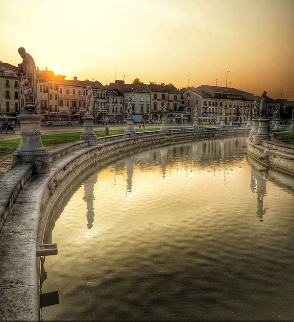 Dario Canil presenta i corsi e i seminari Reiki vicino a Padova, in Veneto.