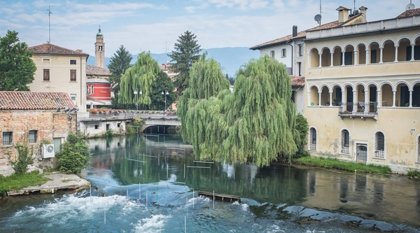 Dario Canil e il Centro Olistico Tolteca presentano corsi e seminari Reiki a Dolo, a un'ora da Sacile, in Veneto.