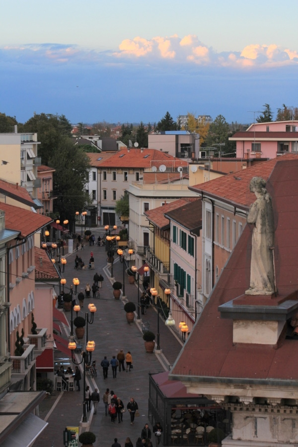 Dario Canil e il Centro Olistico Tolteca presentano corsi e seminari Reiki a Dolo, a 50 minuti da San Donà di Piave, in Veneto.