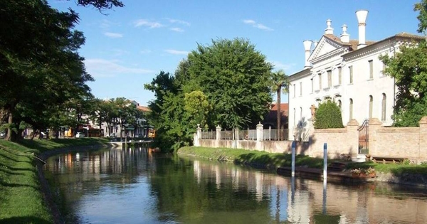 Dario Canil presenta corsi e seminari Reiki vicino a Stra, in Veneto.