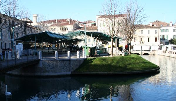 Treviso, l'Isola della Pescheria. A 45 minuti da Treviso corsi e seminari Reiki nel Centro Olistico Tolteca a Dolo (Venezia)