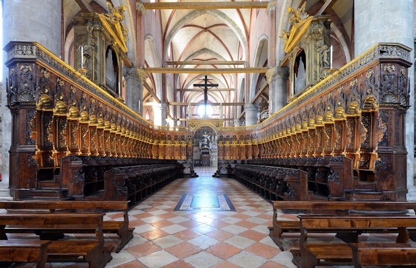La Basilica dei Frari a Venezia. Seminari e corsi Reiki a Dolo condotti da Dario Canil dal 1997.