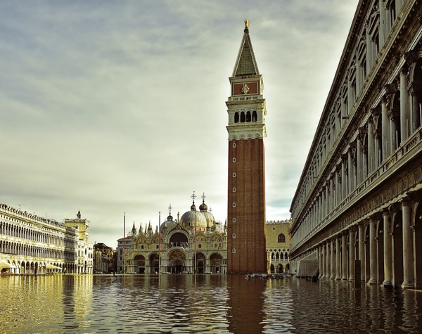 Venezia, San Marco. Dario Canil presenta i corsi e i seminari Reiki vicino a Venezia, in Veneto.