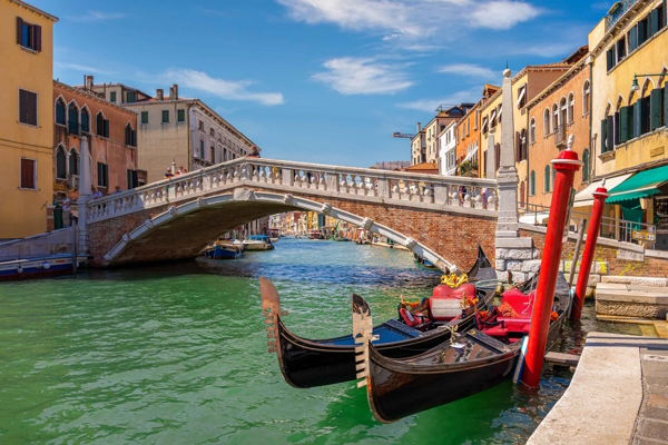 Venezia, Cannaregio. Dario Canil presenta i corsi e i seminari Reiki vicino a Venezia, in Veneto.