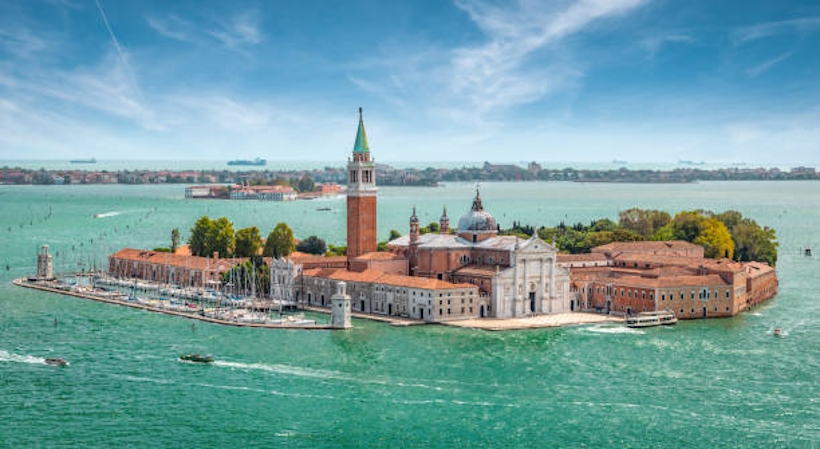 La Chiesa di San Giorgio Maggiore a Venezia. Seminari e corsi Reiki a Dolo condotti da Dario Canil dal 1997.