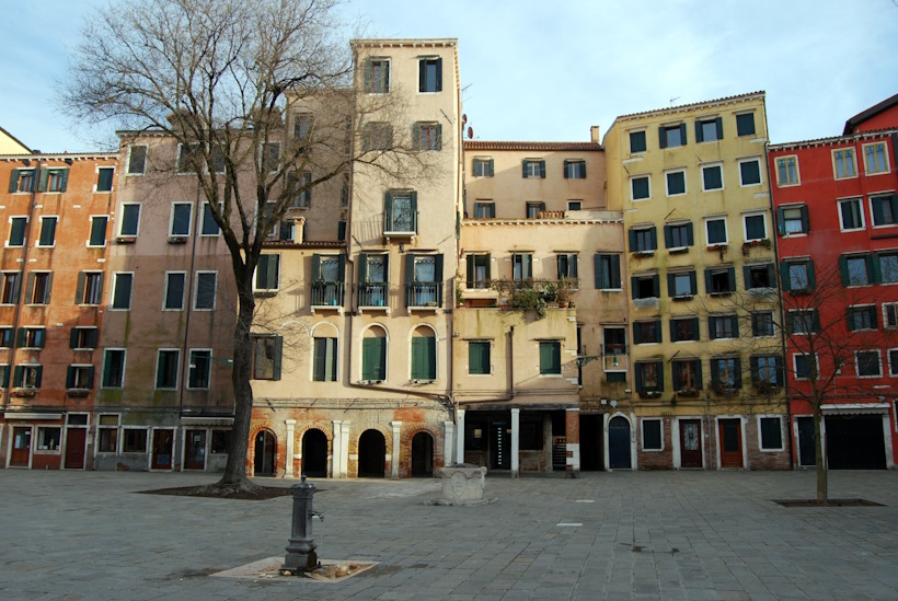 Venezia, il Ghetto Ebraico. Dario Canil presenta corsi e seminari Reiki vicino al Ghetto Ebraico, in Veneto, a Dolo (Venezia).