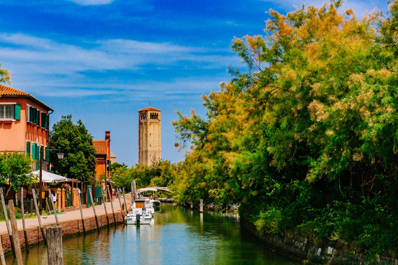 L'isola di Torcello nella laguna di Venezia. Seminari e corsi Reiki a Dolo condotti da Dario Canil dal 1997.