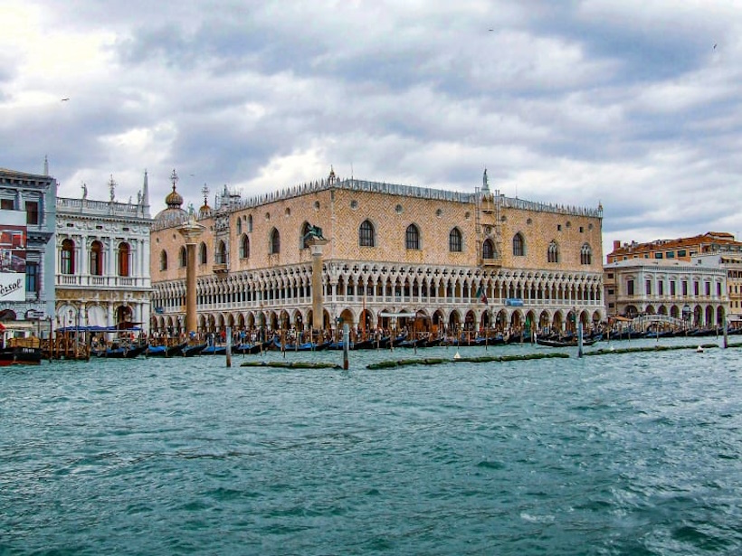 Venezia, i Musei. Dario Canil presenta corsi e seminari Reiki vicino ai Musei di Venezia, in Veneto, a Dolo (Venezia).