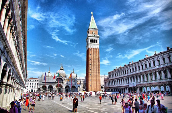Venezia, San Marco. Dario Canil presenta i corsi e i seminari Reiki vicino a Venezia, in Veneto.