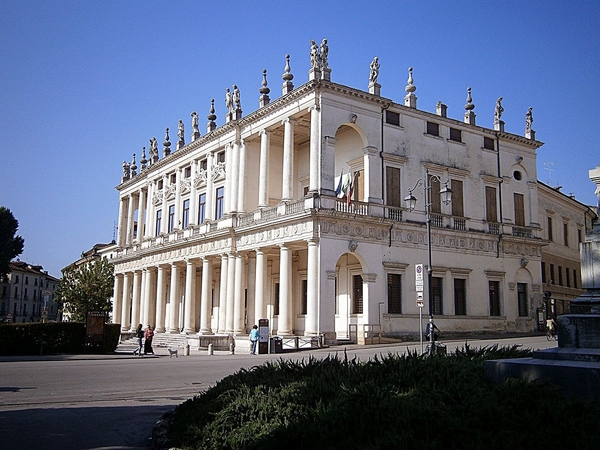 Vicenza, Il Museo di Palazzo Chiericati. Dario Canil presenta corsi e seminari Reiki vicino a Vicenza, in Veneto, a Dolo (Venezia).