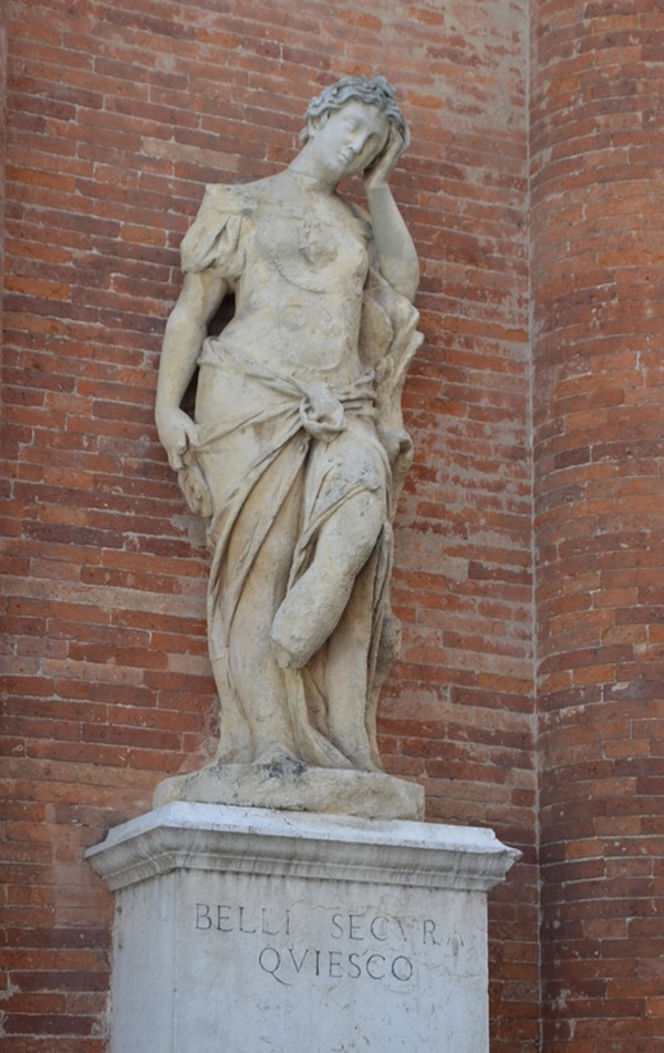 la Loggia del Capitaniato a Vicenza. Dario Canil e il Centro Olistico Tolteca presentano corsi e seminari Reiki a Dolo (Venezia), vicino a Vicenza, in Veneto.