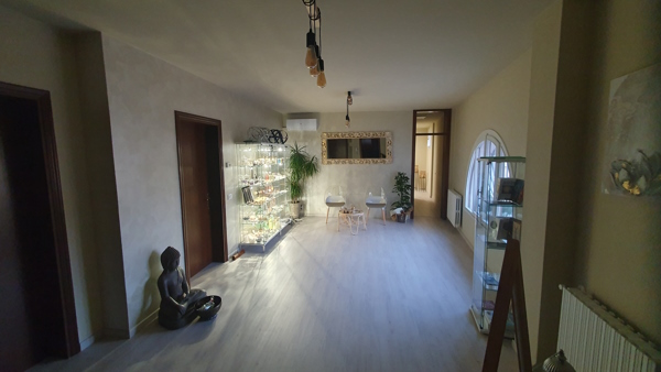 Nel centro di Luce Fabiano a Dolo, Venezia, Dario Canil conduce seminari di Reiki e di Sciamamismo.
